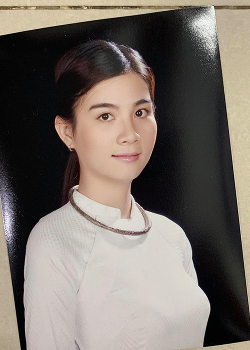 Khi còn là sinh viên năm thứ nhất của Nhạc viện TP.HCM, Kha Ly được thầy giáo Tạ Minh Tâm giới thiệu đóng một vai nhỏ trong phim truyền hình "Hàn Mạc Tử" của đạo diễn Trần Mỹ Hà.