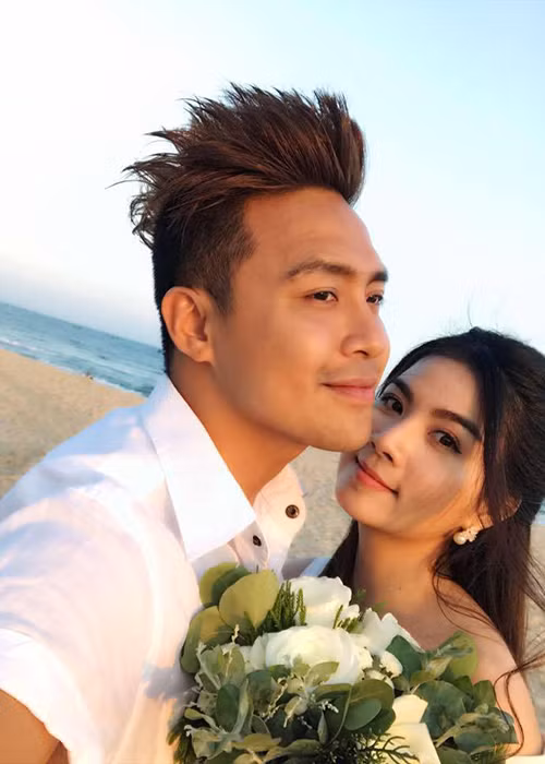 Fan hy vọng cặp đôi sẽ sớm có tin vui để hạnh phúc thêm viên mãn.