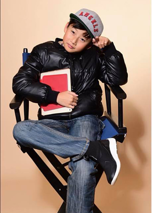 Con trai của Quang Dũng học giỏi, ngoan ngoãn và càng lớn càng điển trai giống bố.