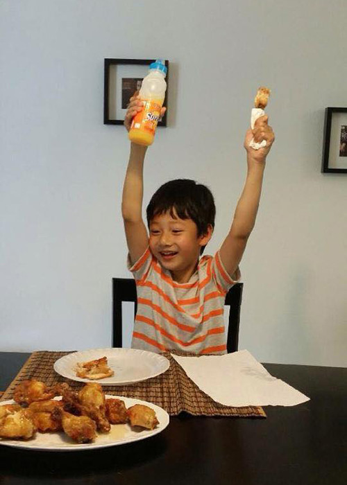 Năm 2008, để mừng bé Bảo Nam tròn 10 tuổi, Quang Dũng đã mua một căn nhà ở Mỹ để tặng con trai.