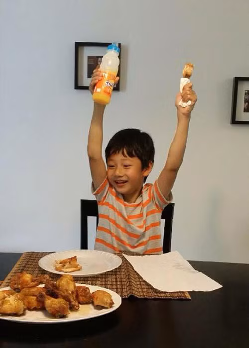 Năm 2008, để mừng bé Bảo Nam tròn 10 tuổi, Quang Dũng đã mua một căn nhà ở Mỹ để tặng con trai.