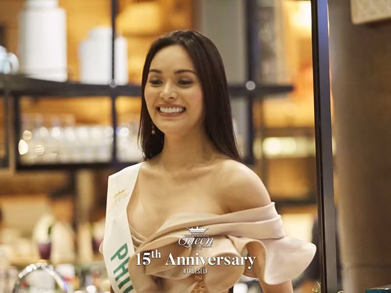 Đại diện Philippines đang là đối thủ nặng ký nhất cho ngôi vị hoa hậu.