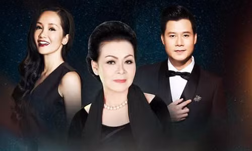 Nhiều chương trình biểu diễn lớn cũng bị hoãn lại do đại dịch Corona. Theo Lao động, đêm nhạc “Chuyện tình" có sự tham gia của danh ca Khánh Ly, Hồng Nhung, Quang Dũng dự kiến diễn ra 7-8/3 dời lịch sang tháng 10 và sẽ hoàn 100% tiền vé cho khán giả. Ảnh: Pháp luật TP HCM