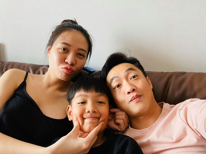 Nữ ca sĩ gốc Tày thân thiết với bé Subeo - con trai riêng của Cường Đô la.