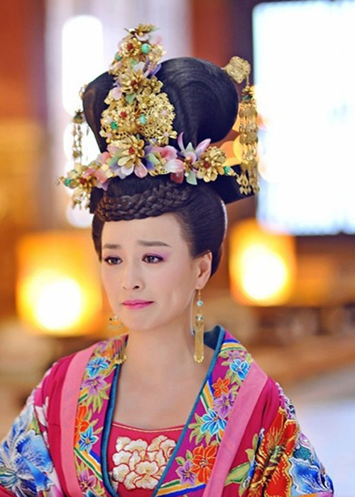 Hon nhan cua my nhan “Vo Tac Thien” gop 2,9 trieu USD chong dich Corona