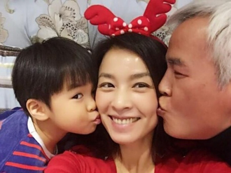 Vợ chồng Trương Đình đã cùng nhau vượt qua nhiều sóng gió.