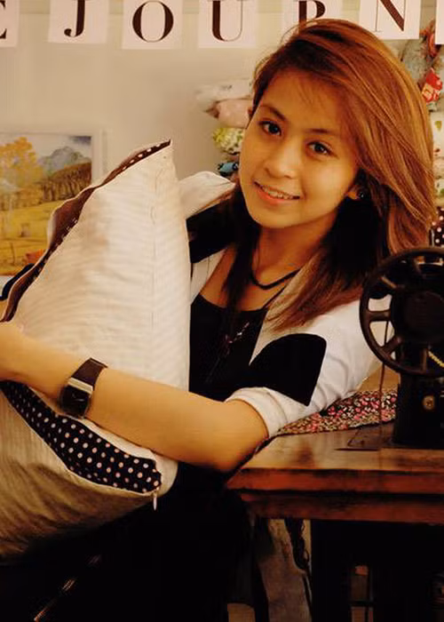 Khi mới bước chân vào showbiz, Gil Lê vẫn để tóc dài như ngày nhỏ. Ảnh: Saostar