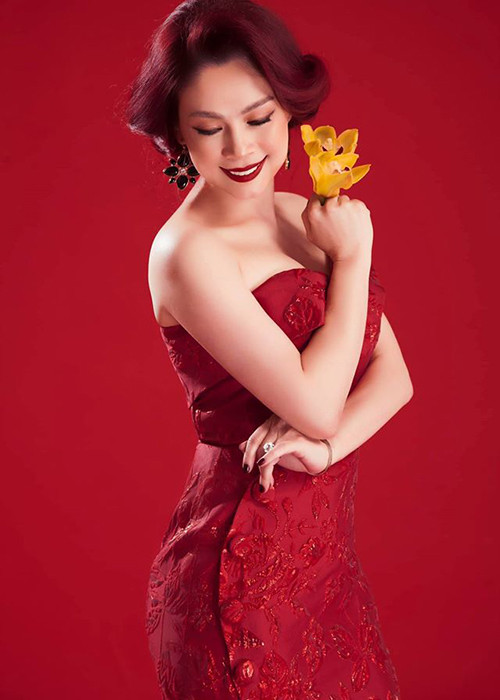 Có trong tay sự nghiệp thành công, gia đình hạnh phúc, tình cũ của Quang Dũng ngày càng xinh đẹp.