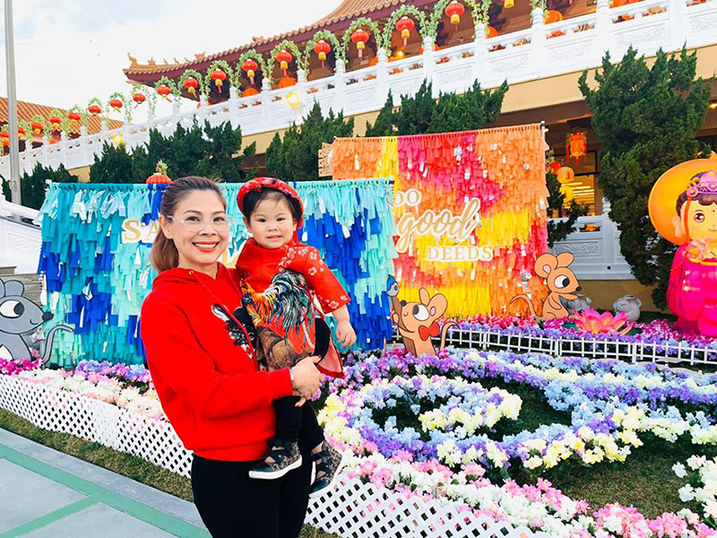 Ở tuổi 41, Thanh Thảo hạ sinh con gái đầu lòng khiến hạnh phúc của cô càng thêm viên mãn.