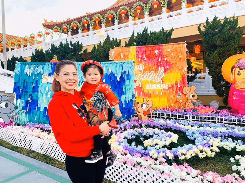 Ở tuổi 41, Thanh Thảo hạ sinh con gái đầu lòng khiến hạnh phúc của cô càng thêm viên mãn.