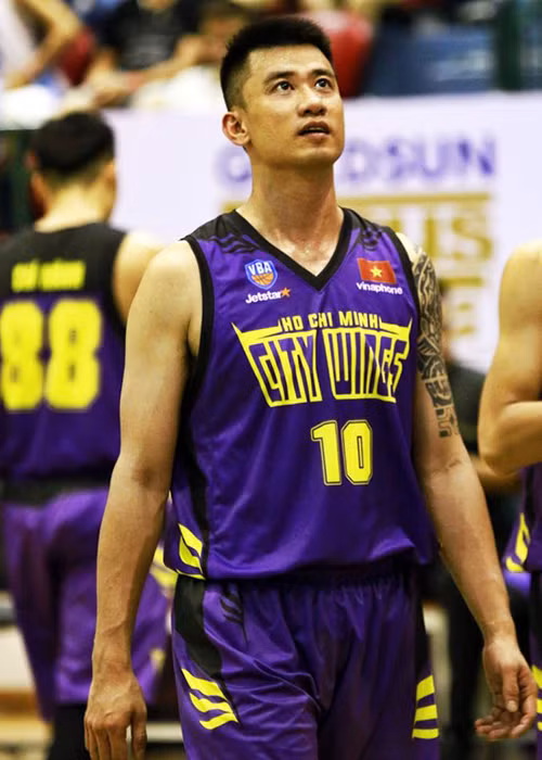 Trong những năm trở lại đây, tình cũ của Tóc Tiên rất hiếm xuất hiện trước truyền thông. Ảnh: Saostar