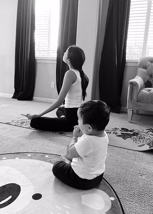 Người hâm mộ hy vọng nàng hoa hậu sẽ sớm tổ chức đám cưới với bạn trai để hạnh phúc càng viên mãn.