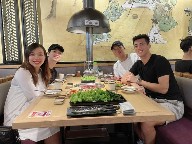 Có thể nói, dù kín tiếng và ít khi chia sẻ chuyện cá nhân lên MXH, nhưng mỗi lần vợ chồng Công Phượng - Viên Minh có động thái mới lại thu hút sự chú ý của mọi người. Ảnh: Tổng hợp