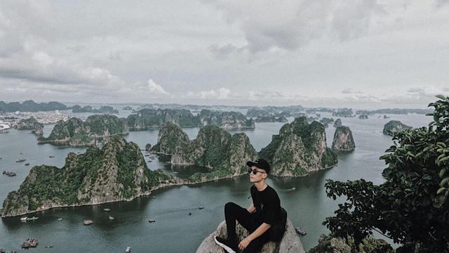 Đến với Quảng Ninh, bạn không thể bỏ qua núi Bài Thơ. Điểm điểm đến không chỉ đẹp mà còn có ý nghĩa lịch sử, văn hóa.