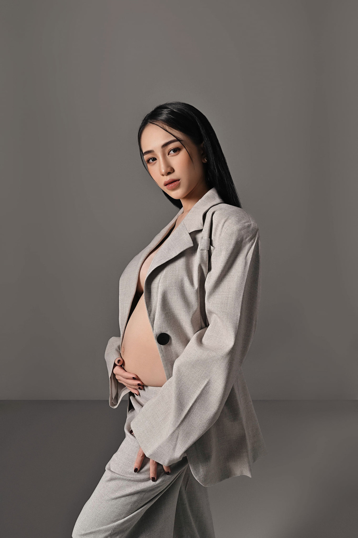 Con gái đại gia Minh Nhựa - Joyce Phạm được cư dân mạng ngưỡng mộ khi có cuộc sống sang chảnh và hôn nhân hạnh phúc.