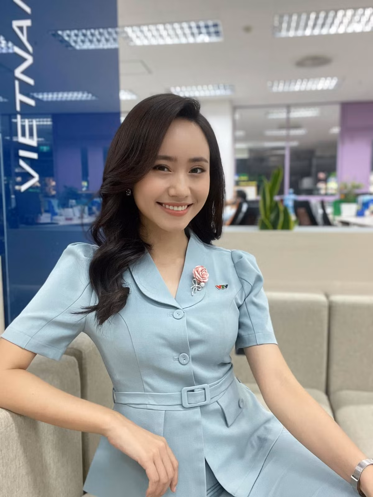 Tháng 7/2021, Xuân Anh được bạn trai tên Ngọc Quỳnh cầu hôn. Ngày 22/9 cùng năm, nữ MC sinh năm 1992 tổ chức lễ ăn hỏi kết hợp đón dâu ngay khi Hà Nội có quyết định nới lỏng giãn cách.