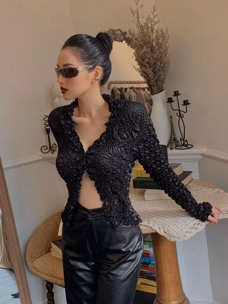 Để ghi điểm trong mọi phong cách thời trang, Tâm Tít luôn dành sự quan tâm nhất định tới việc chăm sóc bản thân.