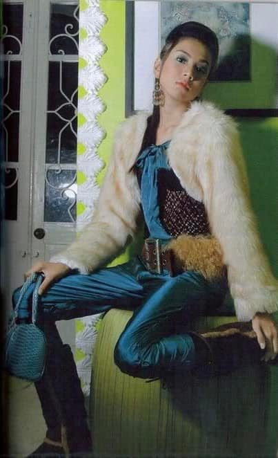 Được biết khi 15 tuổi Mai Ngọc đã là gương mặt vàng trên các mặt báo, tạp chí.