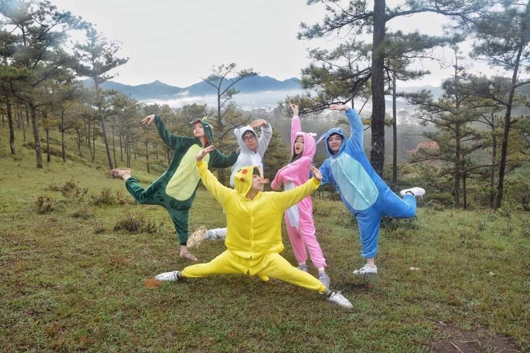 Những bộ hình thú dễ thương với nhiều màu sắc bắt mắt đã tạo nên bộ ảnh độc đáo tại thành phố ngàn hoa này.