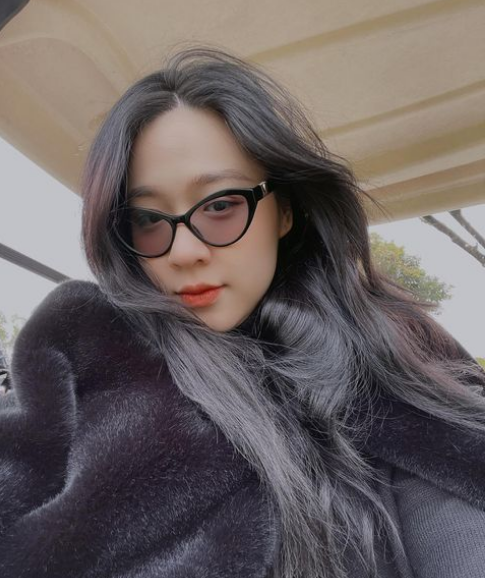 Có thể thấy, sau màn cầu hôn ngọt ngào, Hà My và chồng sắp cưới vẫn dành thời gian để tận hưởng những giây phút lãng mạn bên nhau.