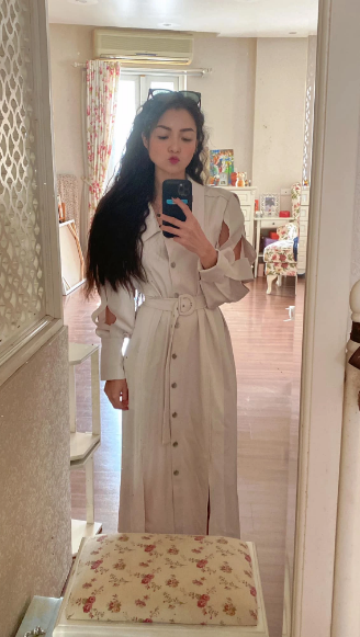 Hiện tại, cô đang sống và làm việc tại TP HCM. Căn hộ Thủy Top đang sống khá rộng rãi, đầy đủ tiện nghi và có view rất đẹp.