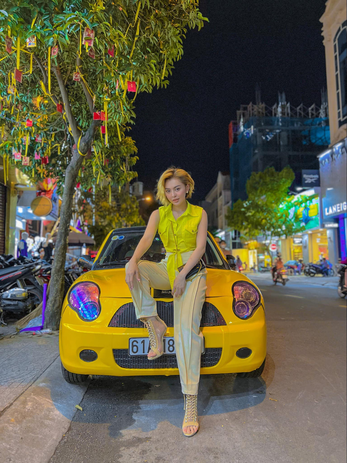 Cùng với Đoàn Di Băng, Trang Nemo là nữ doanh nhân bán hàng online được cư dân mạng quan tâm nhất nhì ở thời điểm hiện tại.