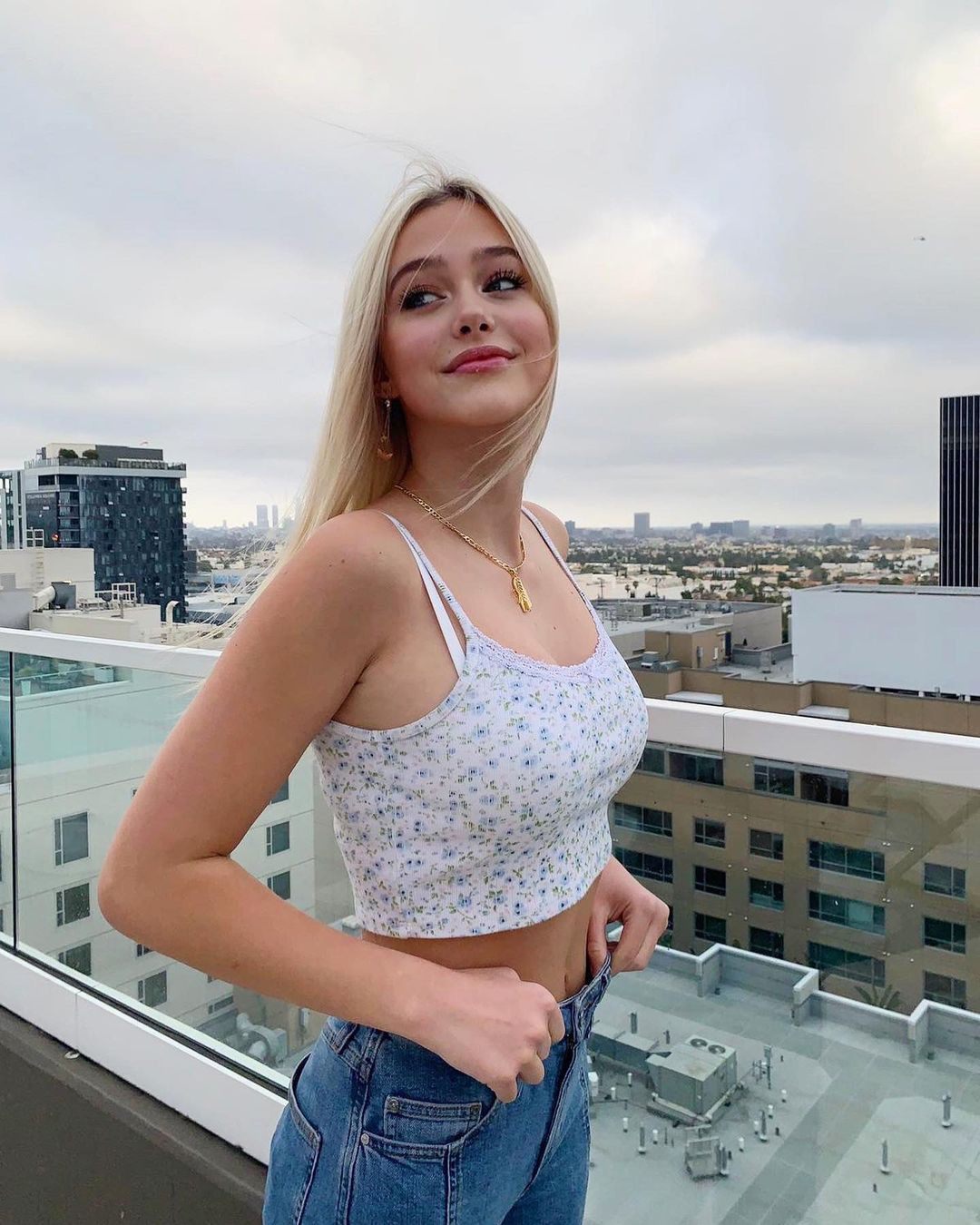 Havanna Winter từng được mệnh danh là " bé gái đẹp nhất thế giới" khi mới 14 tuổi. Chỉ trong 1 đêm mà cô gái ngoại quốc đã được chú ý.