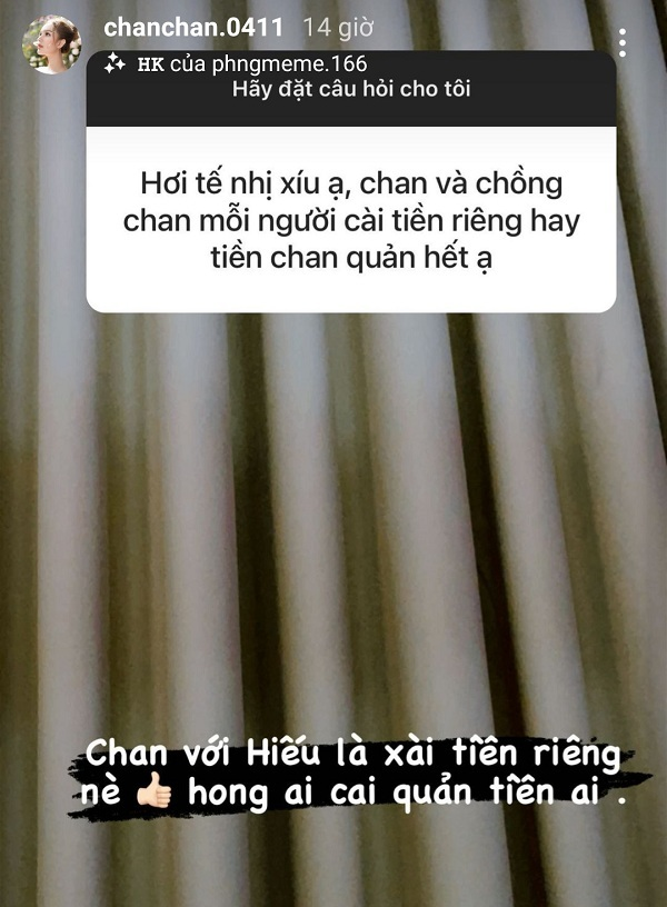 Trước đó, không ít người đã đặt câu hỏi cho cô như: "Trang có thu nhập riêng không hay sống với thu nhập của chồng vậy?" hay "Hơi tế nhị xíu ạ. Chan (tên thân mật khác của Xoài Non) và chồng, ai xài tiền người ấy hay Chan quản lý hết ạ?".