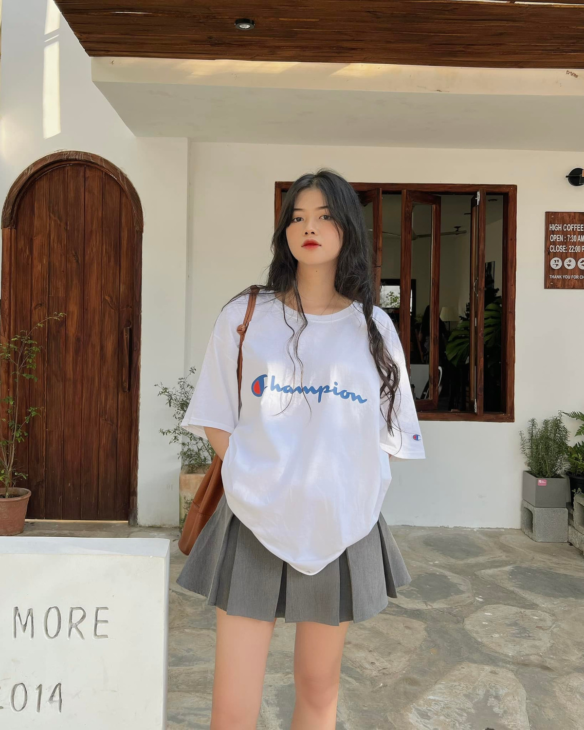 Nàng hot girl này hiện là mẫu ảnh tài năng được nhiều thương hiệu thời trang săn đón.