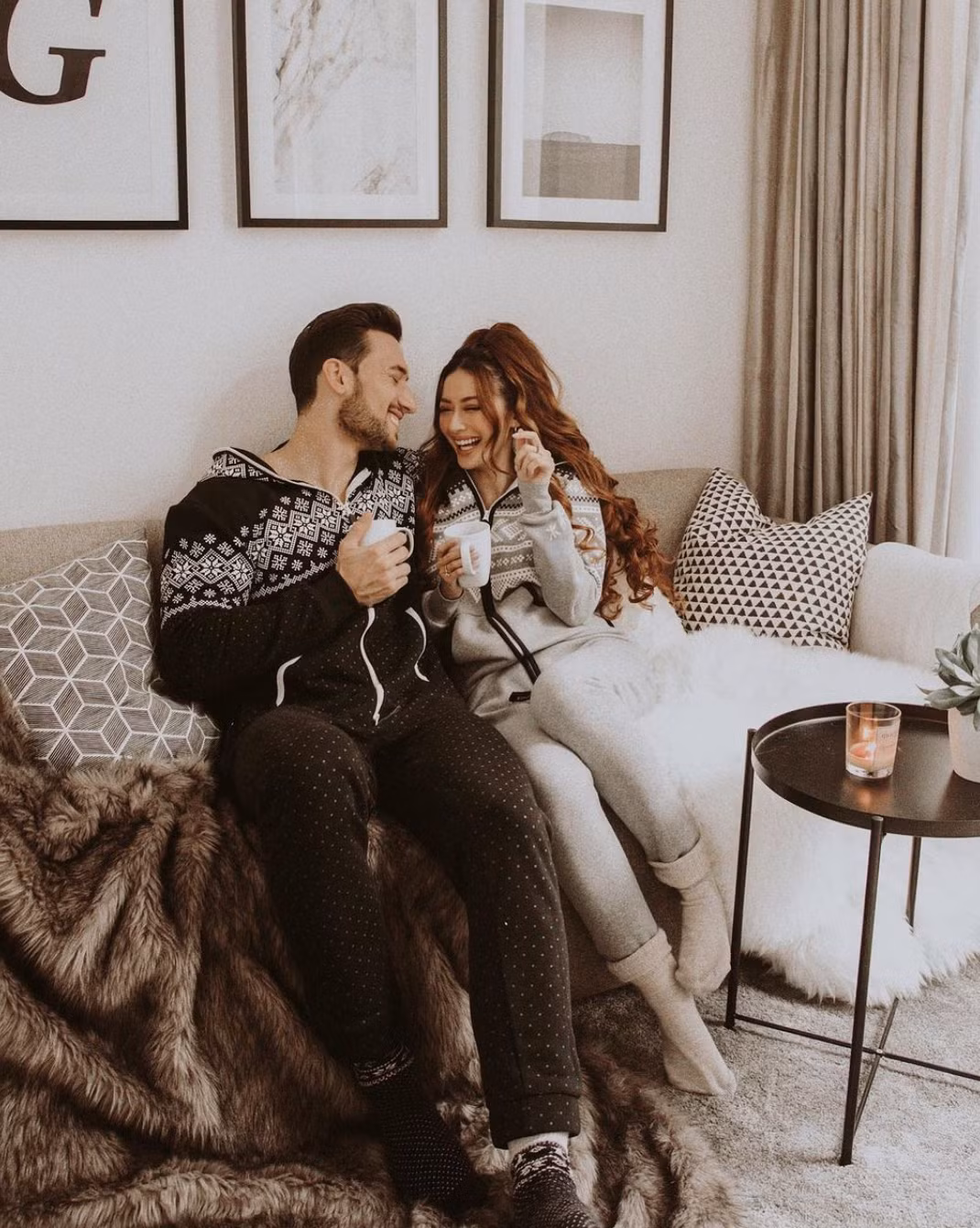 Thay vì dùng hóa chất và dụng cụ tạo nhiệt, cô chỉ dưỡng tóc bằng sản phẩm có nguồn gốc tự nhiên mà thôi.