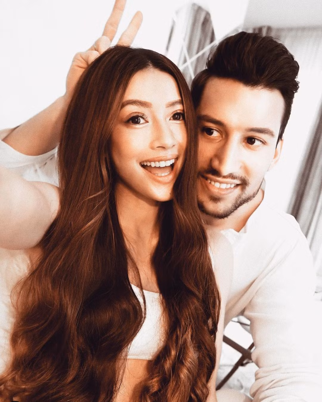 Chia sẻ về mái tóc mây đẹp vô thực của mình, Sarah Trần cho biết thực chất cô không có bí quyết gì nhiều.