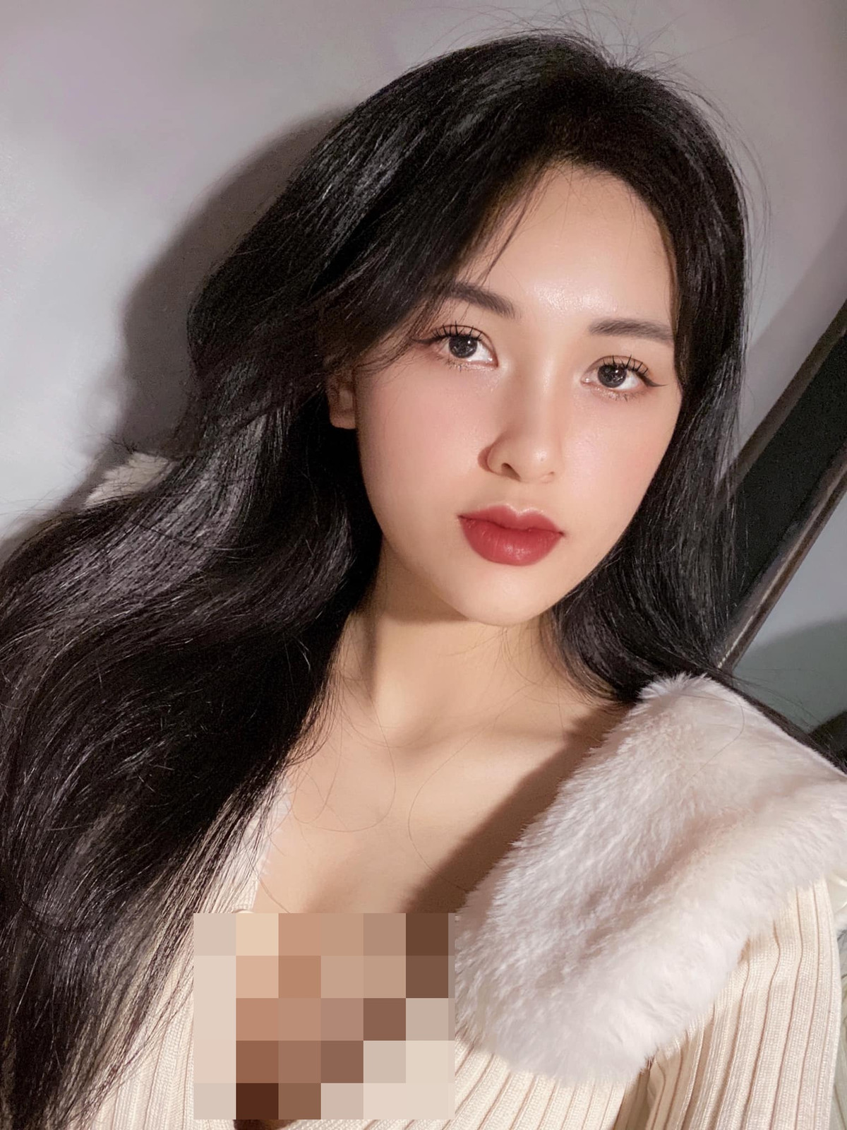 Nhờ lợi thế ngoại hình, thiếu nữ Hà thành không ngại theo đuổi phong cách gợi cảm