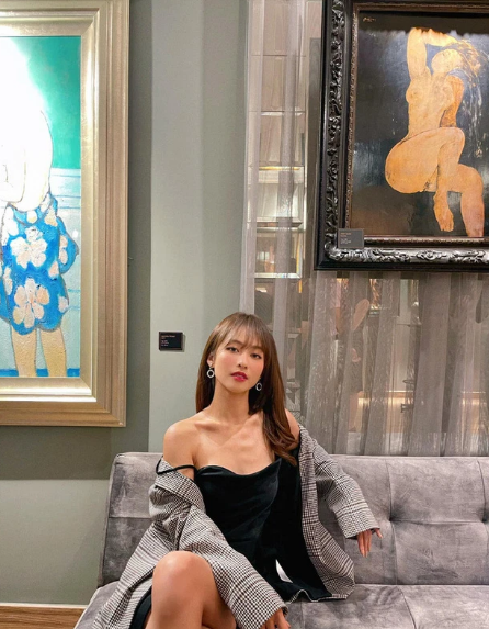 Tuy nhiên sau 9 tháng cải thiện vóc dáng, cựu hot girl này đã mau chóng lấy lại phong độ và sở hữu vẻ đẹp quyến rũ "chết người".