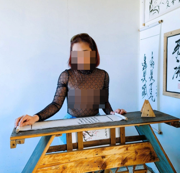 Những hình ảnh của cô gái này đã thu hút sự chú ý đông đảo từ cộng đồng mạng.