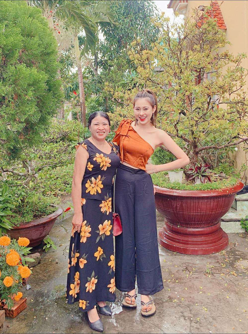 Cô nàng khiến cư dân mạng "tròn mắt" thán phục khi kịp thưởng cho mình món quà đặc biệt sau thời gian dài cố gắng, nỗ lực không ngừng, chăm lo cho gia đình.