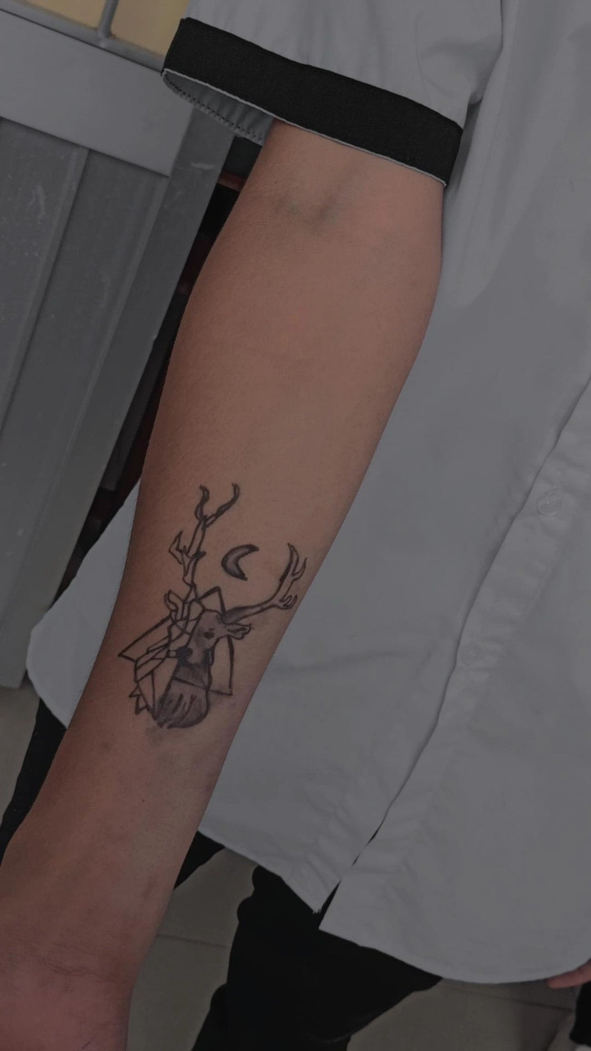 Bằng sự sáng tạo, khéo léo học trò ngày nay đã cho ra đời nhiều hình xăm tự chế khá độc đáo.