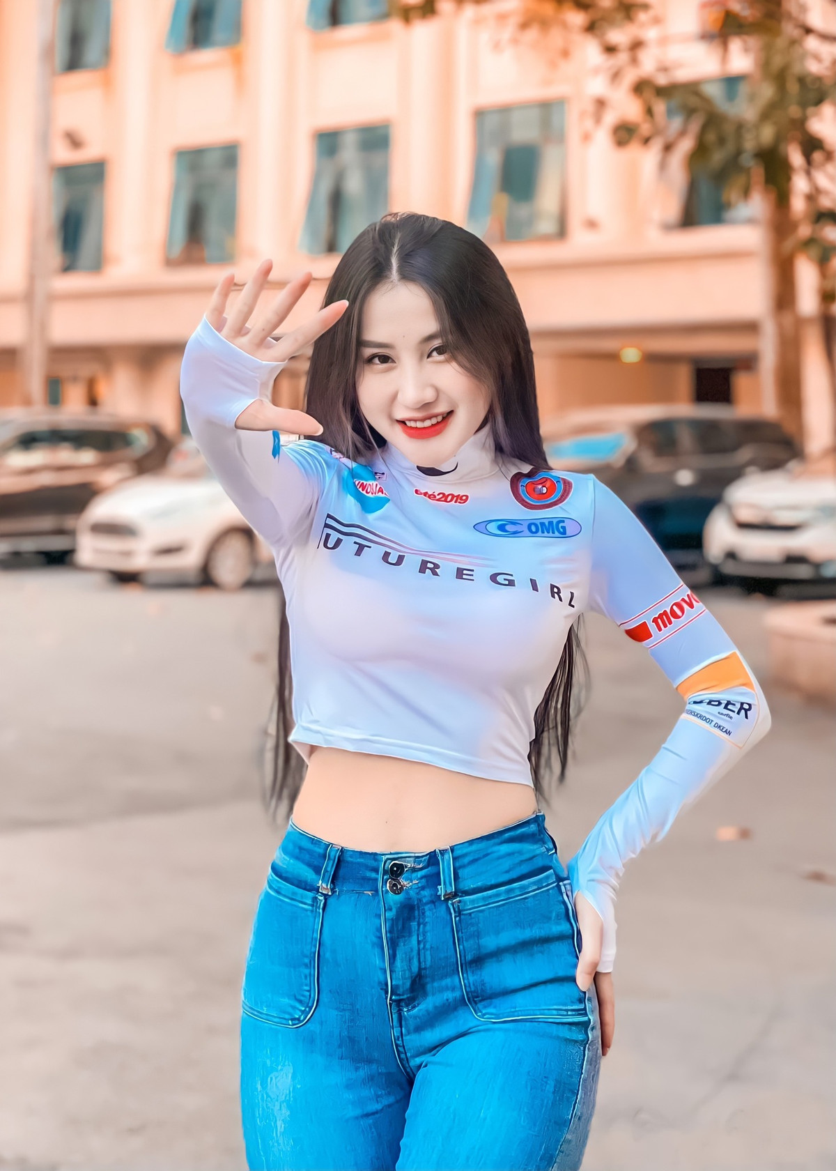 Được biết hiện tại, "người đẹp quân nhân" này đang thuộc biên chế của Nhà hát kịch nói Quân đội.