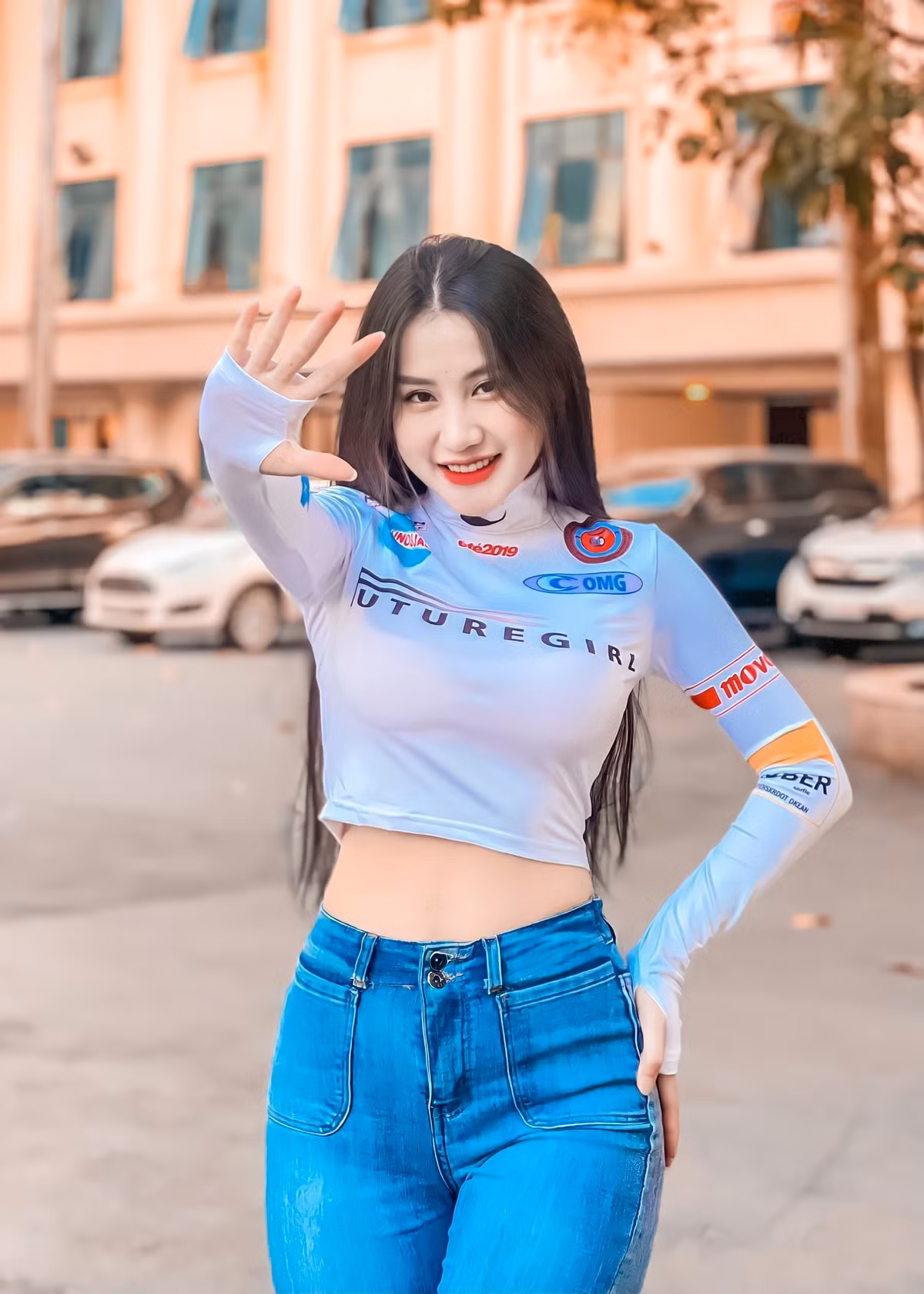 Được biết hiện tại, "người đẹp quân nhân" này đang thuộc biên chế của Nhà hát kịch nói Quân đội.