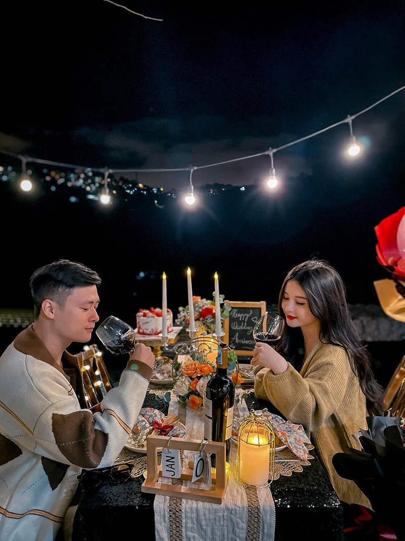 Xinh đẹp, tài giỏi, khéo léo có đủ, Thảo Nari là mẫu người con gái mà nhiều "cánh mày râu" mong ước.