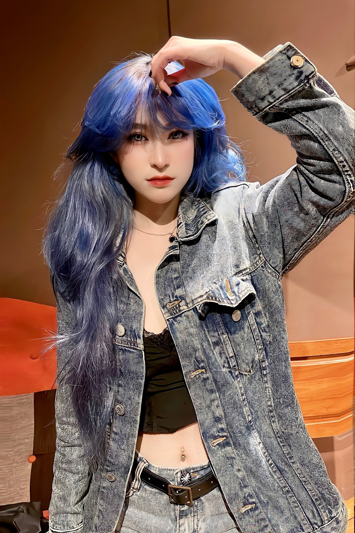 Được biết hot girl 2K này mang trong mình 3 dòng máu Việt, Trung và Pháp.