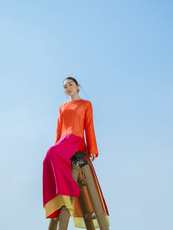 Ngoài nổi tiếng với vai trò beauty blogger, cô nàng còn là một nhân vật "đáng gờm" trên đường đua của hội “rich kid” Việt Nam.