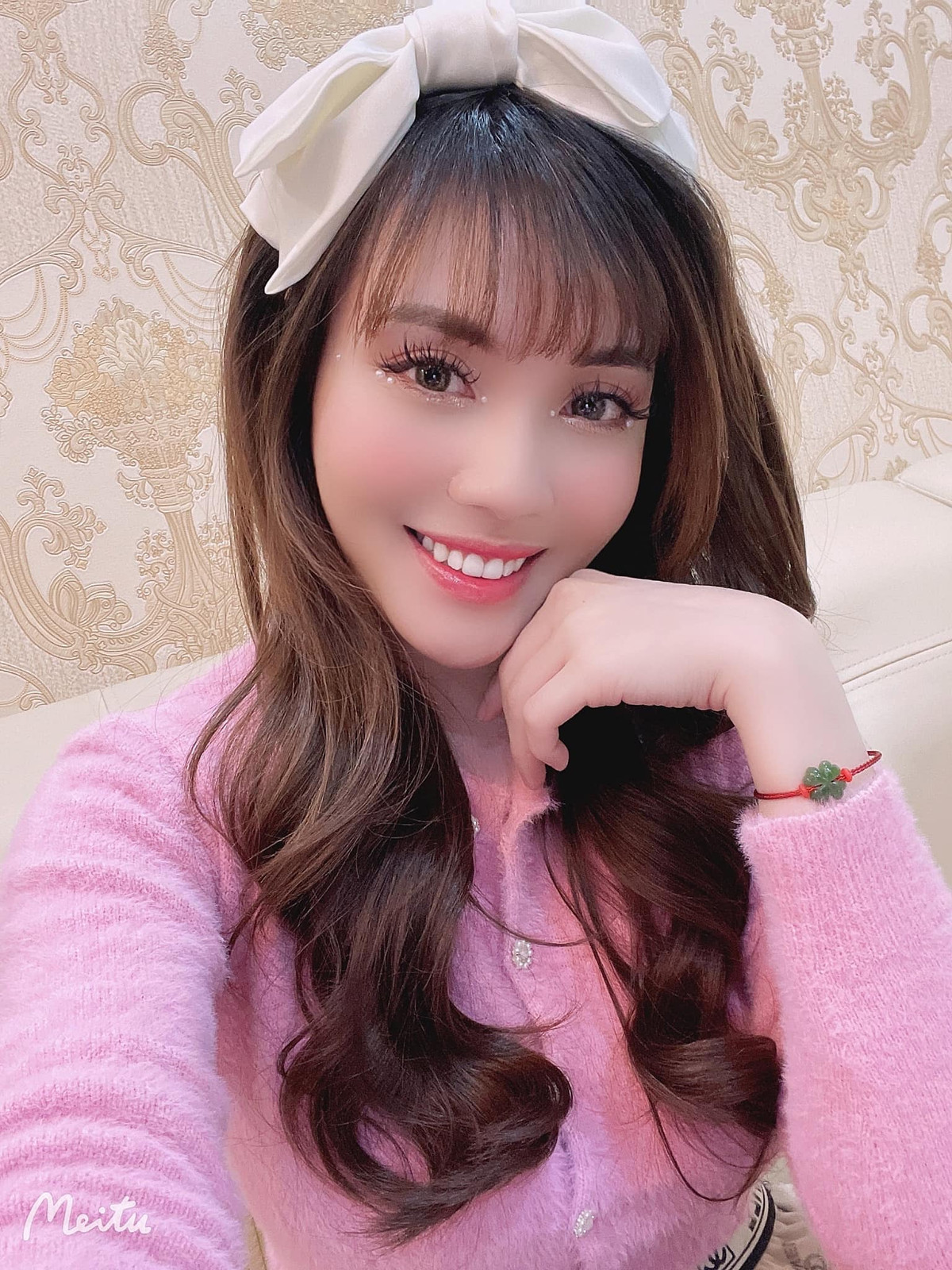 Thời gian gần đây, Âu Hà My tập trung làm việc và kinh doanh nên sự nghiệp ngày càng ổn định, vững chắc.