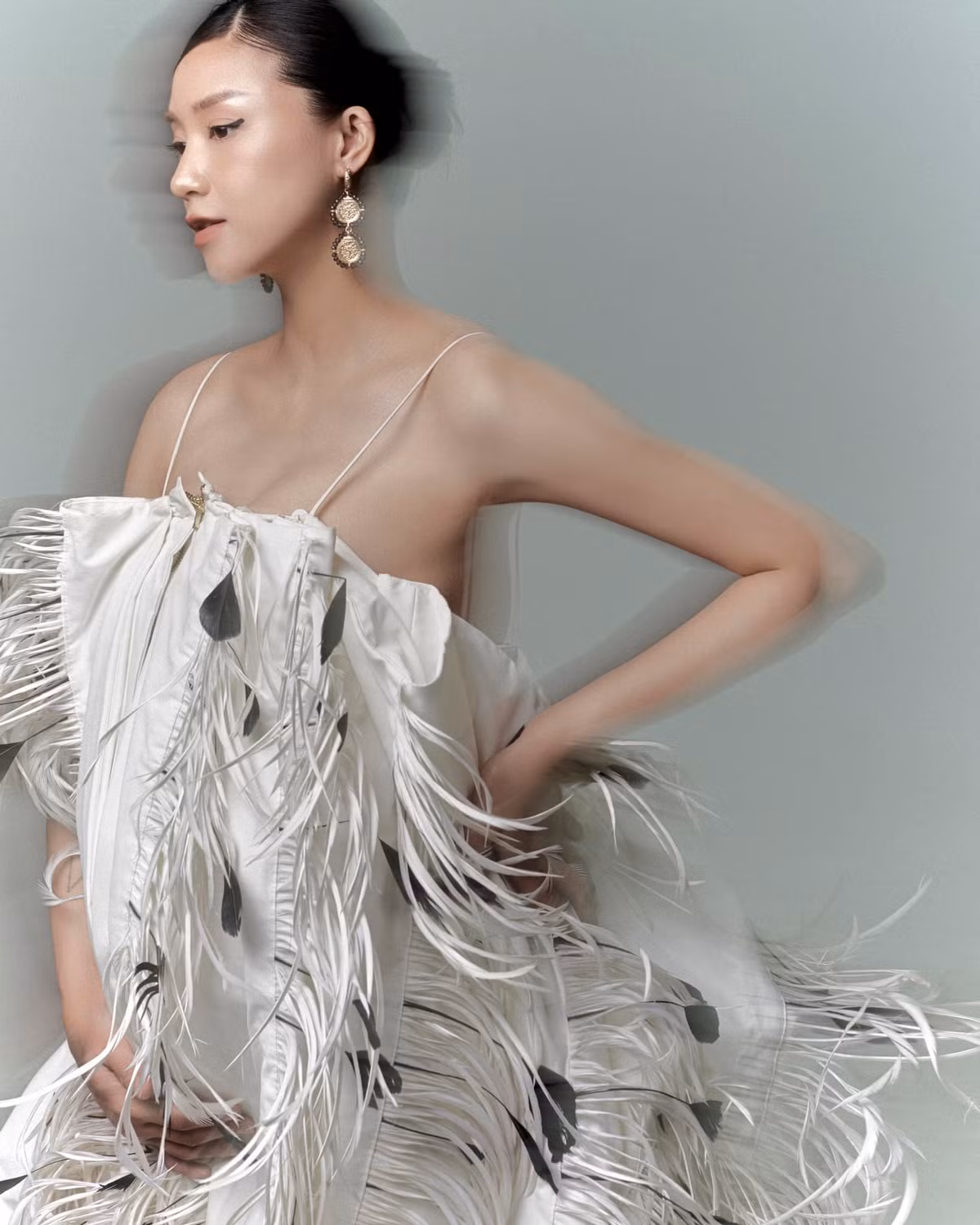 Trước đó, hồi tháng 12/2021 Salim được bạn trai thiếu gia Hải Long cầu hôn lãng mạn và nhận được nhiều lời chúc phúc của đông đảo mọi người.