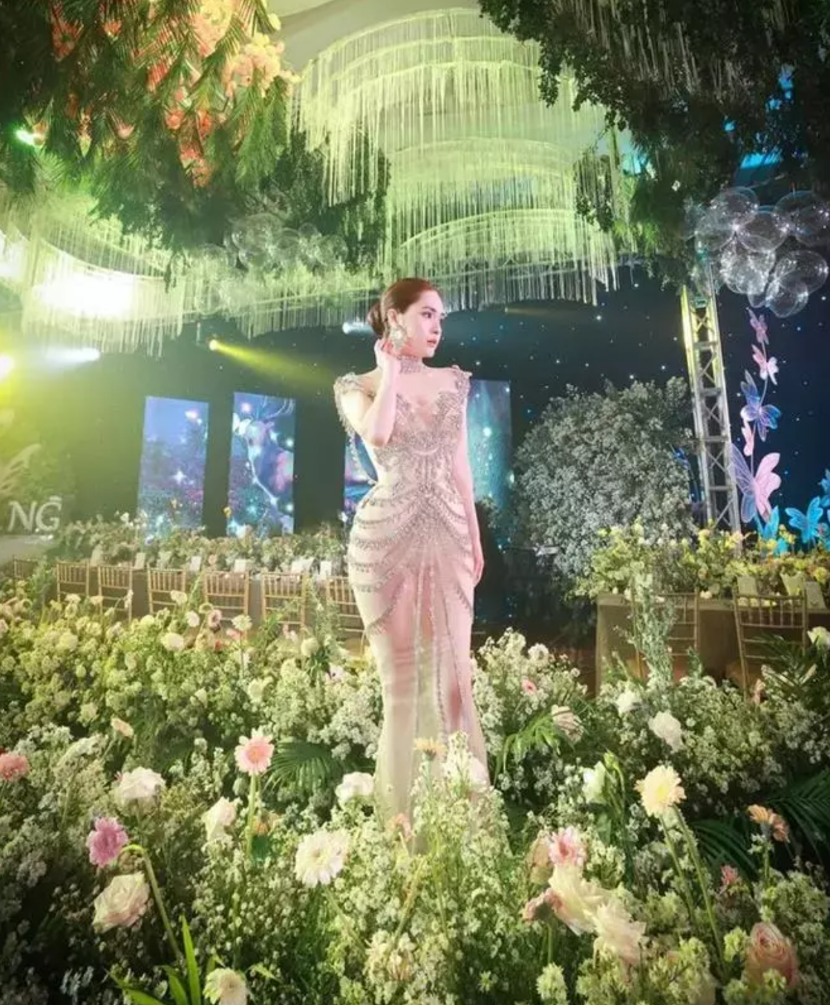 Dưới bài viết, cư dân mạng bày tỏ sự choáng váng với danh sách thực đơn mà doanh nhân Nguyễn Quốc chuẩn bị.