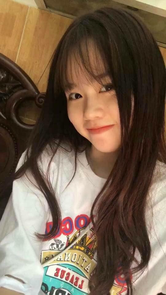 So sánh ở hai thời điểm có thể thấy Huỳnh Anh đã có màn dậy thì vô cùng thành công.