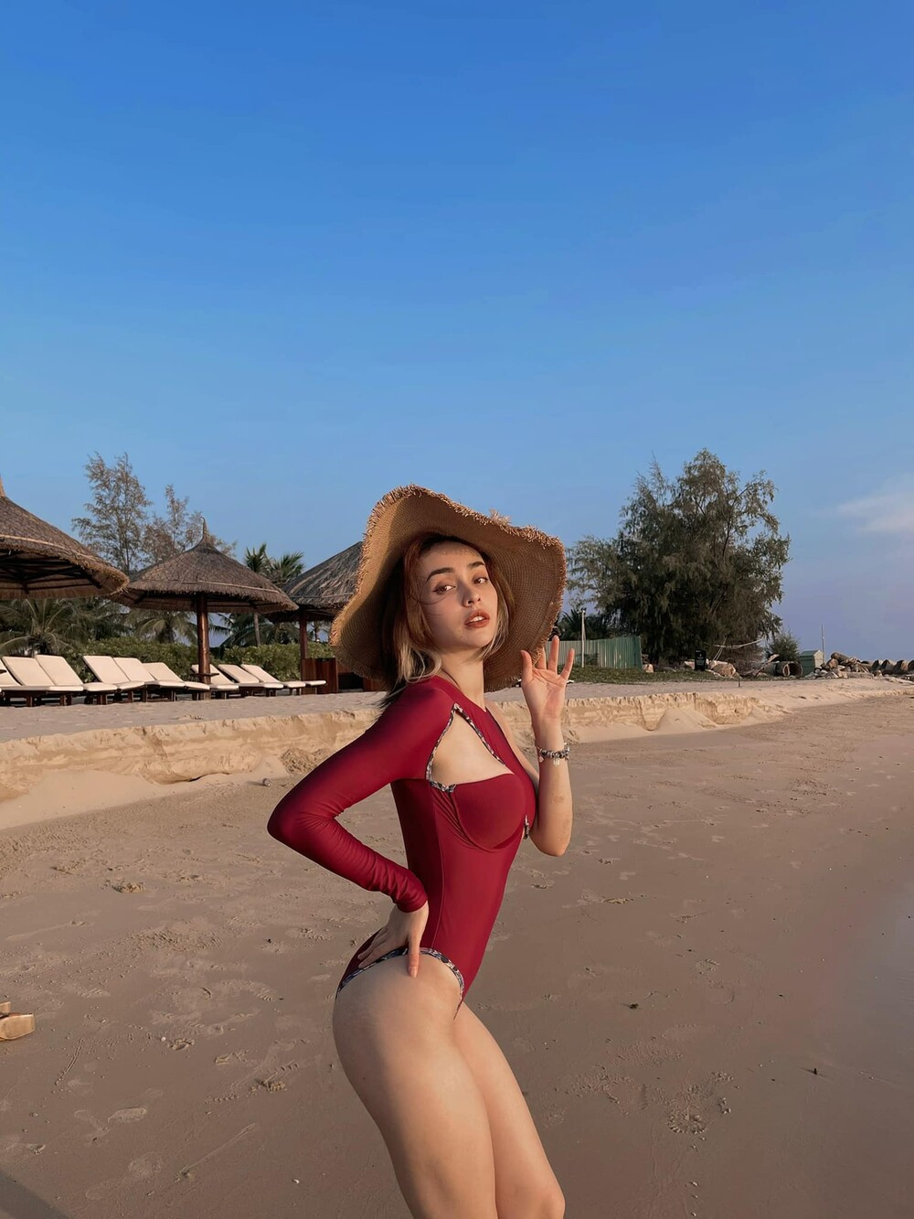 MLee chinh thuc gia nhap 