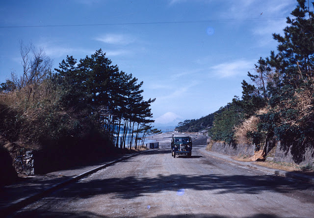 Khung cảnh rất đỗi bình yên, thơ mộng tại một vùng quê ở Nhật Bản.