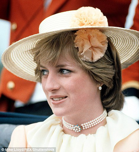 Trong thư gửi quản gia, Công nương Diana nói rằng đã có cuộc hôn nhân không mấy tốt đẹp với người chồng cũ là Thái tử Charles. Sau khi ly hôn, Công nương Diana mới tiết lộ điều này.