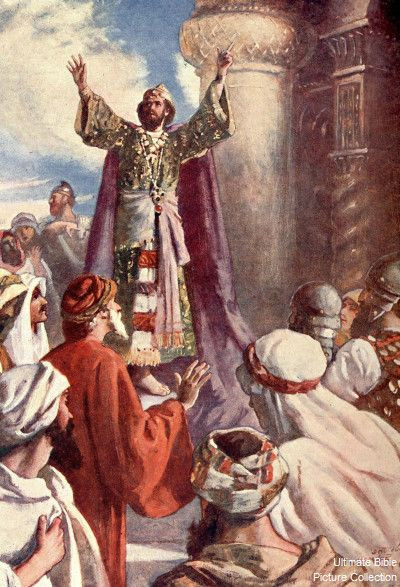 Trong số này, 700 phụ nữ được Vua Solomon chọn làm chính thê. Số còn lại là vợ lẽ của ông hoàng Israel.