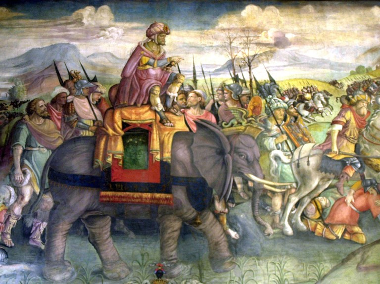 Nhờ vậy, đội quân chinh phục của Alexander Đại đế ngày càng gặt hái được nhiều thành công. Những con voi chiến đóng góp không nhỏ vào các chiến thắng của ông hoàng danh tiếng này.